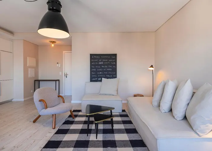 아파트 Carmo 43 *