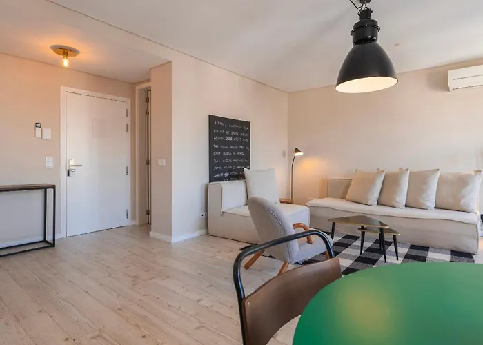 아파트 Carmo 43 리스본