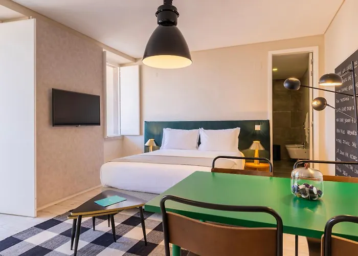 아파트 Carmo 43 리스본