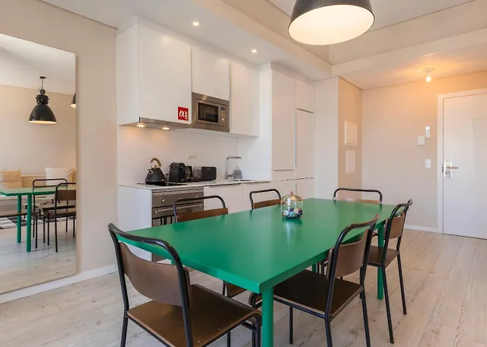 아파트 Carmo 43 *