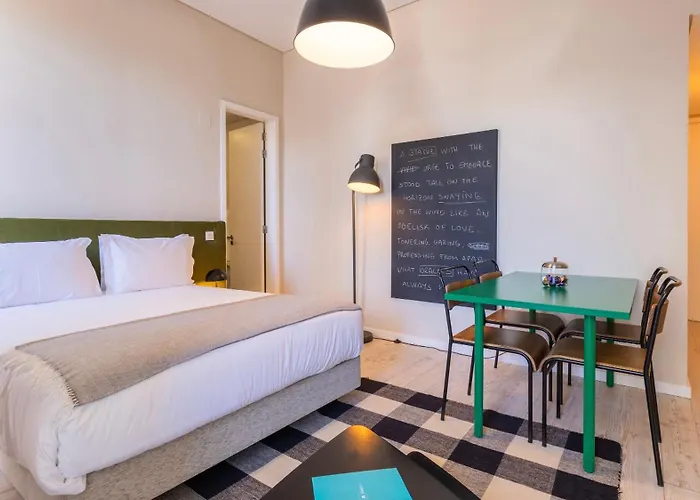 Carmo 43 * 리스본